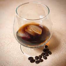 This homemade coffee liqueur replaces coffee with espresso (rarely a bad idea!) and adds a few shots of chocolate turn your coffee liqueur into the perfect winter warmer with the addition of a few choice spices. Keto Coffee Liqueur Keto Low Carb Sugar Free Vegan