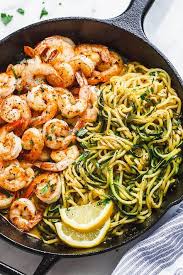 10 Minute Lemon Garlic Butter Shrimp With Zucchini Noodles This Fantastic Meal Cooks In One Skillet In Just 10 Minutes Low Carb Healthy Recipes Food Healthy