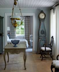 Though richly layered and often romantic and elegant, his work always showcases a touch of the unexpected and is noted for its new york designer marshall watson gave a condo near telluride a light and contemporary new look. Marshall Watson Interiors Design Of Home In Sweden Photographer Luke White Swedish Decor Swedish Summer House Home