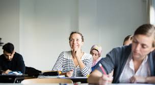 Weniger süß und weniger sauer: Erstsemesterbegrussung