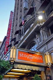 Hello, i have read a lot of reviews concerning cecil hotel and i am quite afraid. Downtown La S Hotel Cecil Could Reopen In Late 2021 Curbed La