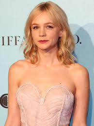 Concorrendo à estatueta de melhor atriz estão viola davis (a voz suprema do blues), andra day (estados unidos vs billie holiday), vanessa kirby (pieces of a woman), frances mcdormand (nomadland) e carey mulligan (bela vingança). Carey Mulligan Wikipedia A Enciclopedia Livre