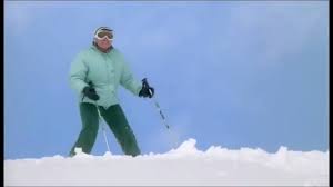 La chute de josiane balasko dans les bronzés font du ski fait partie des dizaines de scènes cultes de la saga. Vanity Fair France Extrait De Film Les Bronzes Font Du Ski Facebook