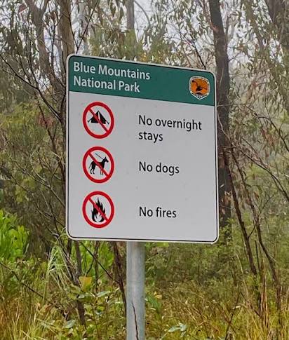 Allow dogs on leashes in Australian National Parks