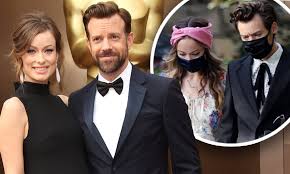 It looks like olivia wilde and jason sudeikis are no more. Jason Sudeikis Didn T Know There Was Trouble In His Relationship With Olivia Wilde Until October Daily Mail Online