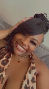 Goodmorning everyone ‼️ My name is Linda but you can call me Lin, I am a  mother of 2 beautiful girls, I graduated from UMA (Ulimate Medical Academy)  and earned my associates