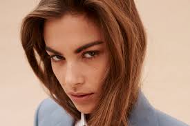 Listen to music from clara berry like nightwalker, on this boat & more. Clara Berry Is The French Cool Girl Mastering Both Fashion And Followers Newfaces
