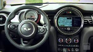 > mehr anzeigen mini cooper r52 rückspiegel 010784. Mini Cooper Im Test Autotest 2014 Adac Youtube