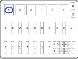 It is a contact type relay that is activated with a signal wire from the ignition switch. Ford F 250 Super Duty Questions 99 F 250 Sd 4x4 7 3 Turbo Diesel I M Trying To Get A Break Down On Th Cargurus