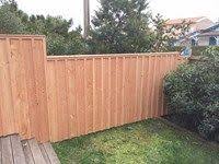Creation D Une Palissade En Douglas Sur Le Cap Ferret 33 Terrasse Bois Cloture Jardin Bois Palissade Bois