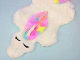 This Diy Unicorn Rug Is Basically The Magic Carpet You Ve Always Wanted Unicorn Rug Unicorn Room Decor Unicorn Bedroom