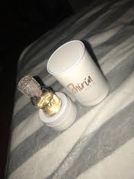 Hatte leider bisher keine verwendung für die tasche zahlung. Shirin David Shirin David Parfum Kleiderkorb De