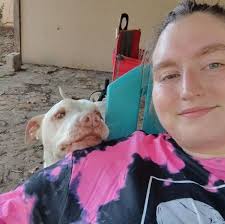 Do you wear scrubs to a cna interview already have my certification just  debating