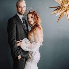 We felt like our lives were pieces of the same puzzle, and saw so many signs from different places that we were moving in the right direction. The Freckled Fox Mom And Dad But Make It Fashion Lol Circa December 2018 It S Been So Encouraging And Fun To Start Adding Photo Gigs To The Calender Lately And Coming