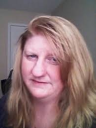 Carolyn Rooney's Instagram, Twitter & Facebook