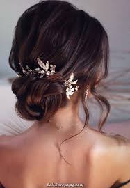 Les Meilleures Coiffures De Mariee Pour Les Mariees Cheveux Bruns Coiffures Pour La Ceremonie De Mariage Coiffure Blog 2020 Orta Uzunlukta Sac Stilleri Orta Uzunlukta Sac Modelleri Nedime Saci