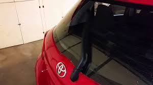 A perfect replacement for your old rear wiper arm & blade of car. 2012 2016 Toyota Yaris Hatchback Testing Rear Wiper Arm After Changing Wiper Blade Youtube