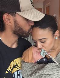 is proud to say that I went to NYC and visited a new place😜