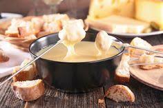 Kasefondue Klassisch Cremiges Rezept Aus Der Schweiz Rezept Kasefondue Selber Machen Kasefondue Rezept Kochen Und Backen