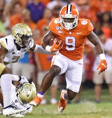 Aug 24, 2021 · jacksonville jaguars rookie running back travis etienne is done for the season. Clemson S Travis Etienne Doesn T Like Spotlight But Star Running Back Getting Used To It Clemson Postandcourier Com