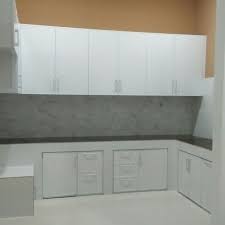 Kitchen set aluminium memiliki bahan polyetheylene (pe) yang bisa membuat kitchen set aluminium tersebut kuat dan kokoh terhadap api. Jual Kitchen Set Aluminium Frame Pintu Acp Putih Jakarta Barat Designbyspirit Furniture Tokopedia