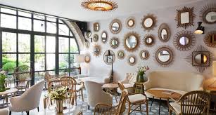 Verre et contreplaqué à l'arrière matière du cadre : Miroirs Soleil Miroirs Fleurs Miroir Rotin Miroir Bambou 1960 Vintage