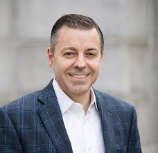 Jeff Sellers's Instagram, Twitter & Facebook