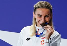 Jul 31, 2021 · zgodnie z decyzją dr nr 6/2021 z d. Dziesiec Medali Polski W Halowych Mistrzostwach Europy W Toruniu 2021 Zobacz Kto Je Zdobyl Sportowy24