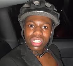 Harrison Booth (@_OfficialVic)