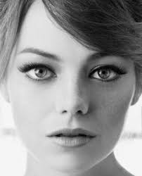 Beautiful Black And White Photos Of Celebrities Pin By Cryptogram Music On Emma Stone Actress Emma Stone Emma Stone Face
