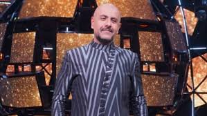 Indian Idol 11 S Vishal Dadlani Used To Smoke 40 Cigarettes A Day Vishal Says Singing Softly Was Completely Impossible Filmibeat The show must go on. indian idol 11 s vishal dadlani used to