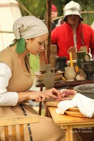 9z3gsqs59ny Jpg 537 807 Historical Hairstyles Medieval Costume Renaissance Fair Costume