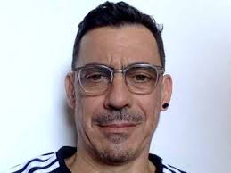 M. Pierre Diaz, Ostéopathe à Saint-Pierre : Prenez RDV en ligne