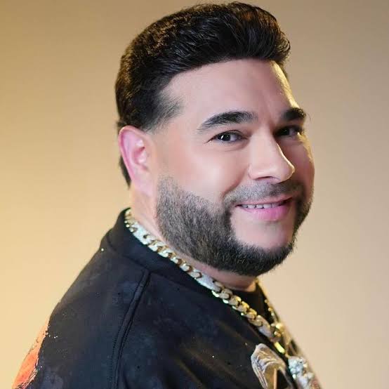 El chaval de la bachata added a... - El chaval de la bachata