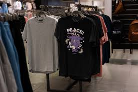 T-Shirt Shopping Mock-Up Vol.2 | Premium & Free PSD Mockup Store