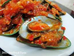 Berikut resep cara memasak kerang hijau saus tiram dengan ciri khas beserta cangkangnya, merupakan hidangan seafood yang paling banyak digemari. Resep Kerang Hijau Saus Padang Resep Kerang Resep Resep Masakan Indonesia