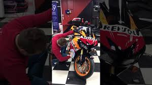 Motosiklet Seramik Kaplama Honda Cbr 600 Rr Youtube