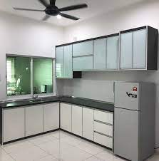 Kabinet dapur terkadang menjadi sorotan dari suatu kitchen set karena bagian ini merupakan bagian yang terpenting dari kitchen set dan kabinet ini merupakan juga salah satu inti dari suatu kitchen set yang anda miliki di rumah. Kabinet Dapur Terus Dari Kilang Home Facebook