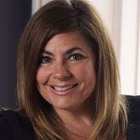 Julie Poulos's Instagram, Twitter & Facebook