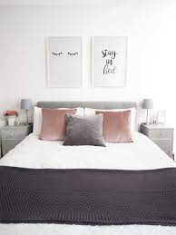 Najděte stock snímky na téma pink grey decor bedroom wooden floor v hd a miliony dalších stock fotografií, ilustrací a vektorů bez autorských poplatků ve sbírce shutterstock. Bedroom Tour In 2020 Grey Bedroom Decor Pink Bedroom Decor Bedroom Interior
