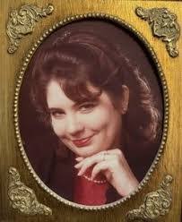 Diana Holley's Instagram, Twitter & Facebook