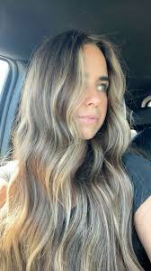 Hi any referrals for a hair colorist who comes to the house? TIA