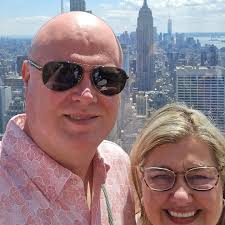 Michelle Moreland (@thegeekydiva) • Instagram photos and videos