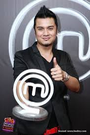 Happy birthday adindaku @farah.yaakob , walaupun kita masing2 dah berkeluarga, moga kita kekal rapat seperti yang arwah bapak selalu berpesan. Dato Fazley Yaakob Muncul Masterchef Selebriti Malaysia Pertama Sensasi Selebriti