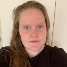 Michelle Lees (@missleestweets)