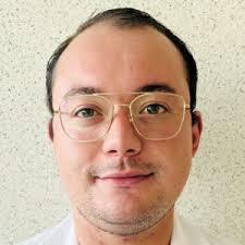 VÍCTOR ARMANDO ESTRADA LLAMAS