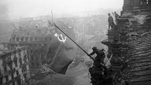 La bataille de berlin se déroula du 16 avril au 2 mai 1945. Ve Day The Fall Of Nazi Berlin In Pictures Bbc News