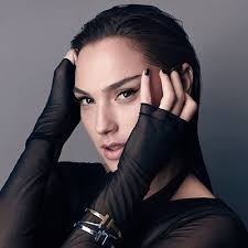 These gal gadot pictures are her hottest photos ever. Gal Gadot Pics Galsbestpics Twitter
