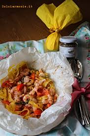 Questa è una ricettina davvero facile, buona e anche light!!! Fettuccine Al Cartoccio Con Gamberi Marinati
