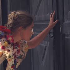 فيلم اثارة و دراما و رعب و غموض. ÙÙŠÙ„Ù… Midsommar Ø§Ù„Ø±Ø¹Ø¨ Ø§Ù„Ø¬Ø§ÙŠ Ù…Ù† Ø§Ù„Ø³ÙˆÙŠØ¯ Ø¯Ù„ÙŠÙ„ ÙƒØ§ÙŠØ±Ùˆ 360 Ù„Ù„Ù‚Ø§Ù‡Ø±Ø© Ù…ØµØ±